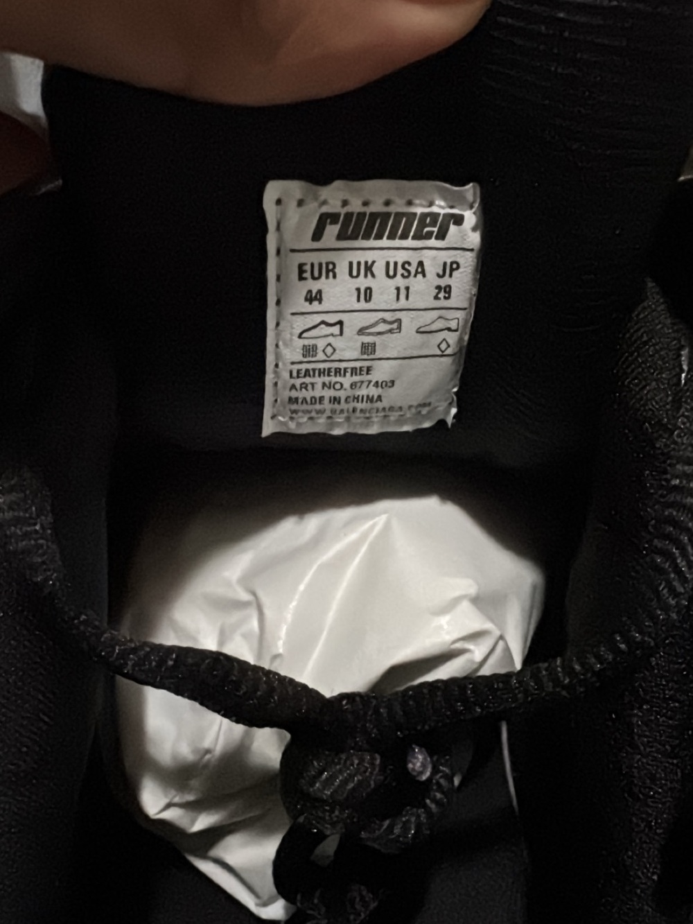 Balenciaga Chunky Track Sneakers in Black & White - Picture 5 of 7